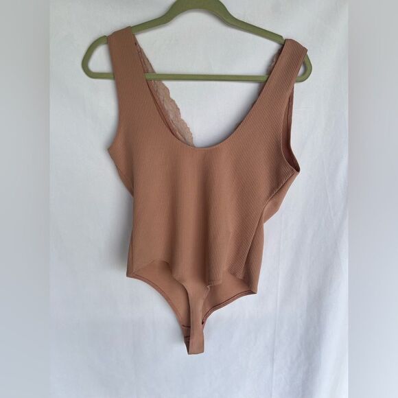 Free People First Call Bodysuit Mauve Pink Lace Sleeveless Basic L - Picture 9 of 10